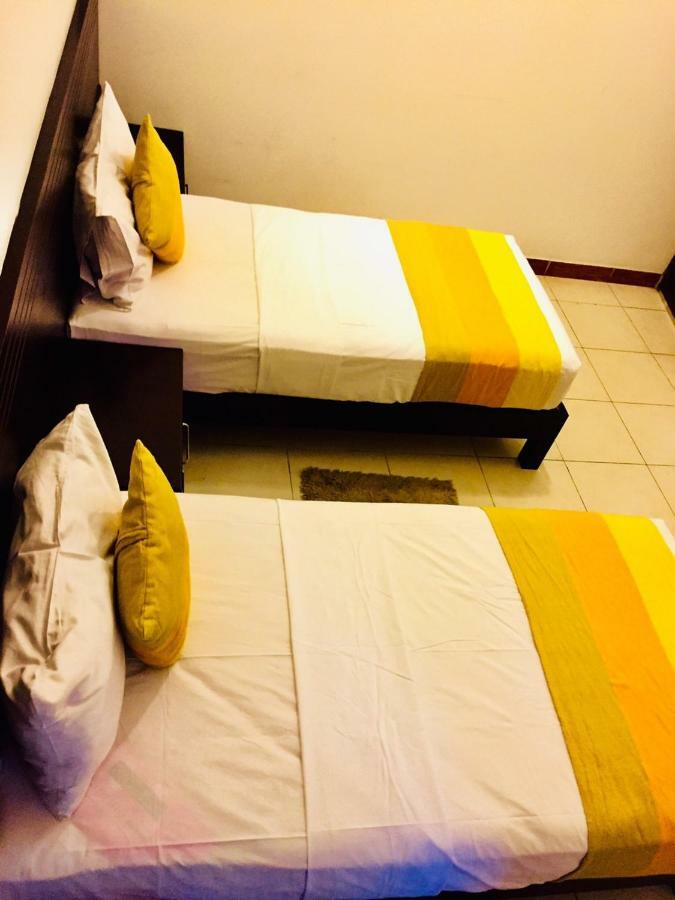 Lavendish Okrin Hotel Kataragama Bagian luar foto
